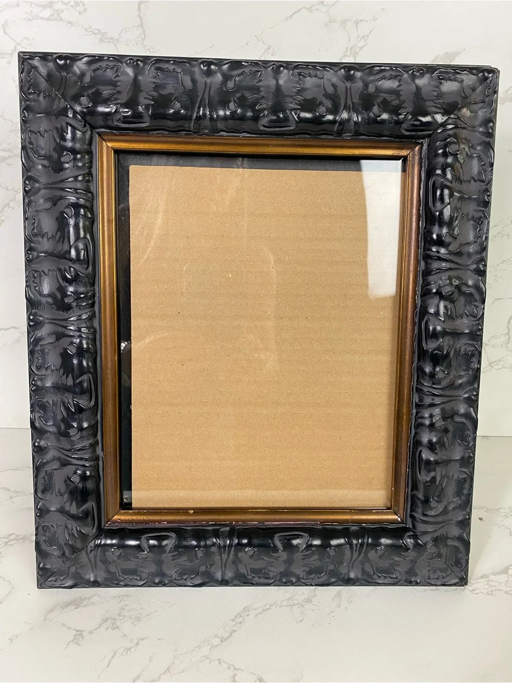 Heavy Gothic black picture frame w/ copper color trim 8x10